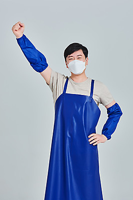포토 JPG 스튜디오촬영 남자 허리손 비즈니스 회색배경 실내 마스크 한명 서기 상반신 성인 앞모습 30대 파이팅 앞치마 주먹 한국인 시장 상인 사회이슈 서비스 자영업 장사 매출 성인남자한명만 소상공인 국내포토 직업 1 뷰포인트 포즈 백그라운드 컨셉 모션 사람 동양인 내부 장년 경제 회색 상업 남자한명만 성인남자만 파일형식