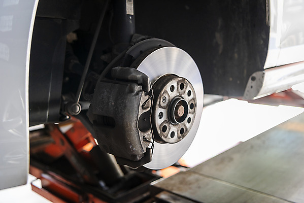 포토 JPG 주간 자동차 사람없음 야외 자동차정비 정비소 경정비 국내포토 자연요소 육상교통 수리 파일형식