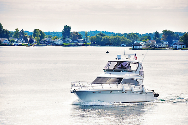포토 JPG 해외이미지 호수 스포츠 바다 여행 포즈 백그라운드 요트 교통시설 자연 휴가 항해 사람없음 야외 물 강 흰색 만 보트 고급 크루즈 함선 낚시꾼 포트 모터 수평선 해외202009 해외포토 자연요소 컬러 교통 컨셉 배_교통 시설 생태계 파일형식