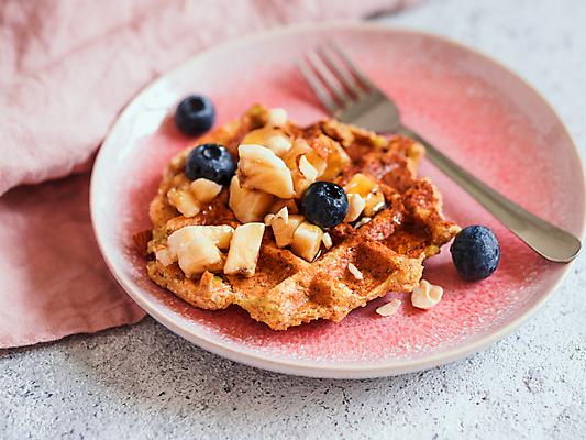 포토 JPG 해외이미지 무료이미지 포크 디저트 사람없음 담기 블루베리 시럽 꿀 와플 해외202009 해외202105 해외포토 식기 음식 과일 모션 파일형식