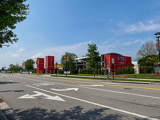 포토 JPG 해외이미지 구름 디자인 외관 공원 호수 음악 음식 여행 백그라운드 비즈니스 건축양식 가족 하늘 거리 풍경 사람없음 야외 건물 물 여름 파란색 태양 식당 미국 운전 흰색 도시 바 센터 컨테이너 사인 타운 트레일러 교외 플로리다 해외202009 해외포토 자연요소 건축물 계절 공공시설 건축 산업 컬러 북아메리카 관계 모션 문화예술 상점 파일형식