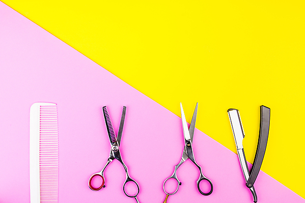 포토 JPG 해외이미지 직업 헤어스타일 디자인 여자 백그라운드 수염 기술 사람없음 빛 노란색 유행 상점 금속 장비 잡기 머리빗 우아함 은색 미용사 이발 자르기 오브젝트 날카로움 손질 몸단장 돌봄 스타일리스트 이발사 철강 커터 스타일 해외202009 해외포토 컬러 컨셉 모션 재질 사람 미용용품 파일형식