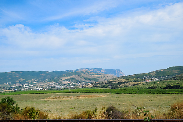 포토 JPG 해외이미지 식물 구름 계절 여행 백그라운드 밭 자연 하늘 휴가 해바라기 산 풍경 초원 사람없음 야외 초록색 여름 파란색 환경 계곡 맑음 봄 벚꽃 흰색 전원 시골 땅 언덕 지역 내추럴 스텝 수평선 해외202009 해외포토 자연요소 꽃 컬러 농업 날씨 전기에너지 생태계 파일형식