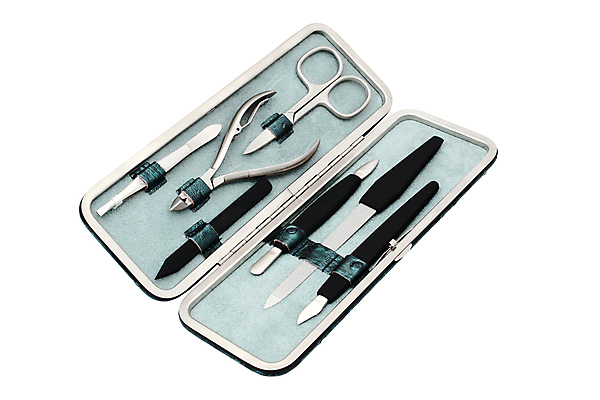 포토 JPG 해외이미지 직업 건강 사람없음 치료 세트 상점 금속 화장품 장비 흰색 도구 공구 못 손톱관리 손톱 광택 순서 고립 돌봄 위생관리 철강 해외202009 해외포토 손 컬러 의학 모션 재질 관리 뷰티 네일아트 파일형식