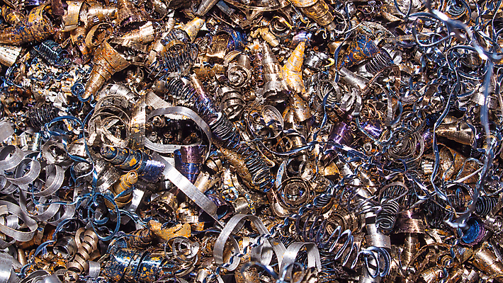 포토 JPG 해외이미지 산업 조각 크리스마스장식 벽지 나선형 사람없음 빛 반짝임 컬러풀 파티 금속 축제 기계 페인트 재활용 과학기술 눈송이 화려 작업실 황금 고급 제조 은색 쓰레기 소프트포커스 질감 마법 무거움 한조각 블러 철강 해외202009 해외포토 1 컬러 컨셉 크리스마스 무늬 모션 재질 눈_날씨 기술 촬영기법 이벤트 무게 친환경 파일형식