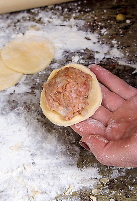 포토 JPG 해외이미지 전통 음식 빵 백그라운드 텍스트 탁자 육류 요리 사람없음 목재 우주 케이크 주방 계란 빵집 수확 흰색 기구 시골 혼합 설탕 굽기 믹서 준비 유기농 질감 복고 반죽 밀가루 롤러 레시피 버터 성분 구성 러시아인 페스츄리 핸드메이드 해외202009 해외포토 서양인 나무 웰빙 컬러 가구 농업 식재료 재료 디저트 상점 알 가루 구이 파일형식