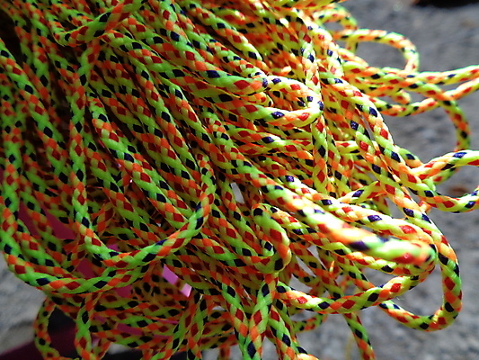 포토 JPG 해외이미지 디자인 줄 스포츠 바다 백그라운드 컨셉 항해 안전 사람없음 목재 항구 골짜기 등산 장비 흰색 거친 고리 구출 고급 코드 묶기 오브젝트 질감 오르기 매듭 낚시꾼 기어 해외202009 해외포토 나무 컬러 배_교통 재료 교통시설 모션 자연 트래킹 도움 파일형식