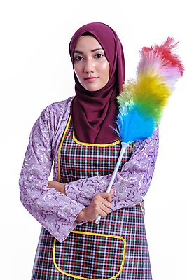 포토 JPG 해외이미지 직업 가사 가정 주택 한명 사람 아내 업무 보호 먼지떨이 빗자루 청소 종업원 서비스 주부 긍정 먼지 히스패닉 청소부 위생관리 해외202009 우호적 해외포토 1 컨셉 관리 건물 작업 청소도구 파일형식