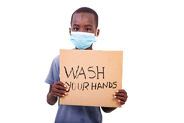 포토 JPG 해외이미지 라이프스타일 종이 얼굴 어린이 텍스트 건강 관리 손잡이 경고 선물 가면 한명 서기 사람 소년 성인 머리 표현 메시지 바이러스 보호 빨래 질병 예방 감염 쇼 팔 고립 심각 위생관리 전염병 해외202009 해외포토 1 남자 컨셉 가사 의학 모션 생활 신체부위 파일형식