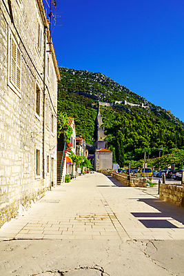 포토 JPG 해외이미지 유럽 벽 여행 건축양식 자연 주택 풍경 사람없음 여름 파란색 마을 탑 성 중세 역사 작음 지중해 언덕 타운 크로아티아 옛날 해외202009 해외포토 건축물 계절 건축 나라 바다 컬러 건물 도시 크기 생태계 파일형식