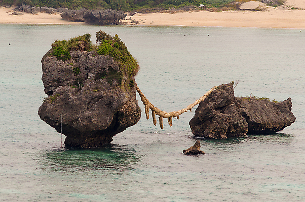 포토 JPG 해외이미지 구름 아시아 모래 파도 바다 섬 여행 백그라운드 자연 휴가 휴식 풍경 사람없음 초록색 물 여름 파란색 태양 환경 일본 맑음 낭만 산호 휴양지 화산 에메랄드 암초 내추럴 지질 지질학 터키석 수평선 해외202009 해외포토 자연요소 계절 교육 나라 컬러 컨셉 날씨 산 장소 자포동물 보석 생태계 파일형식