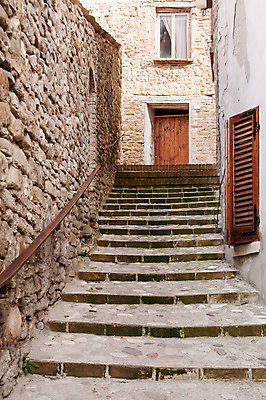 포토 JPG 해외이미지 외관 유럽 여행 건축양식 창문 사람없음 야외 건물 도시풍경 문 마을 이탈리아 도시 커튼 중세 역사 과거 타운 셔터 르네상스 옛날 해외202009 해외포토 건축물 건축 나라 컨셉 풍경 파일형식