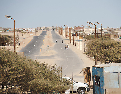 포토 JPG 해외이미지 전통 전통문화 도로 길 모래 여행 가로등 아프리카 하늘 거리 이집트 협상 사람없음 파란색 빛 사막 시골 고속도로 타운 수평선 해외202009 해외포토 공공시설 나라 문화 컬러 비즈니스 교통시설 도시 파일형식