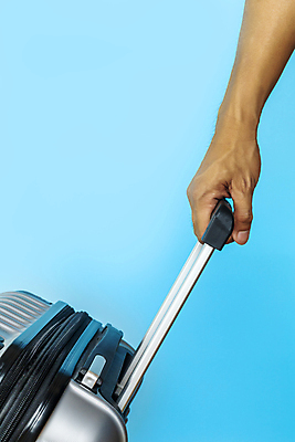 포토 JPG 해외이미지 배너 여행 백그라운드 컨셉 서류가방 가방 비즈니스 열쇠 휴가 손잡이 안전 사람없음 숫자 노란색 금속 여행가방 짐 오픈 암호 보호 은색 비밀 오브젝트 잠금 보안 지퍼 고립 수하물 터미널 카피스페이스 해외202009 해외포토 문자 잡화 컬러 재질 공백 파일형식