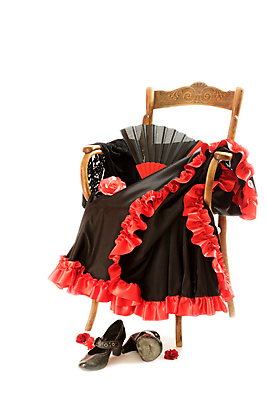 포토 JPG 해외이미지 전통 드레스 옷 여자 문화 백그라운드 신발 의자 미술 사람없음 목재 빨간색 장미 유행 검은색 목도리 수확 흰색 춤 부채 스페인 우아함 히스패닉 고립 민화 스페인어 플라멩코 해외202009 해외포토 나무 잡화 꽃 유럽 예술 컬러 가구 컨셉 농업 재료 문화예술 사람 세계문화유산 그림 파일형식