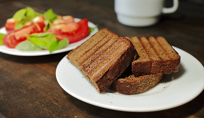 포토 JPG 해외이미지 조각 다이어트 토마토 채소 재료 부분 아침 패스트푸드 실내 샌드위치 요리 사람없음 컬러풀 주방 식당 요리사 흰색 신선 조미료 그룹 상품 혼합 상추 낟알 컨테이너 밀 서비스 준비 정사각형 토스트 덩어리 점심식사 영양분 채식주의자 화상 많음 카피스페이스 비건 맛있는 해외202009 해외포토 주간 도형 직업 산업 음식 빵 컬러 컨셉 곡류 건강 내부 상점 식사 공백 상처 인스턴트 채식 향미료 파일형식
