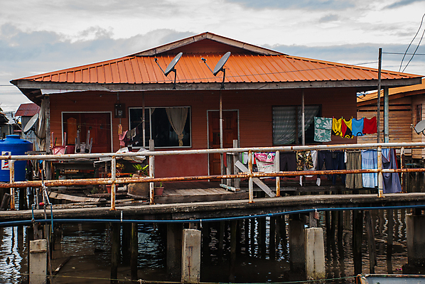 포토 JPG 해외이미지 아이콘 공원 행복 아시아 모래 바다 섬 자연 휴가 휴식 주택 풍경 사람없음 물 반사 평화 마을 자유 보트 크리스탈 말레이시아 집시 해외202009 해외포토 자연요소 공공시설 감정 나라 컨셉 배_교통 건물 광석 생태계 파일형식