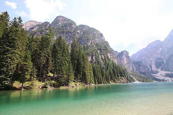 포토 JPG 해외이미지 공원 유럽 호수 여행 백그라운드 자연 휴가 산 풍경 사람없음 목재 초록색 물 여름 파란색 침묵 이탈리아 산책 하이킹 숲 오두막 알프스 남쪽 절정 터키석 해외202009 해외포토 자연요소 나무 계절 공공시설 나라 컬러 재료 레저 휴식 소리 보석 방향 생태계 파일형식