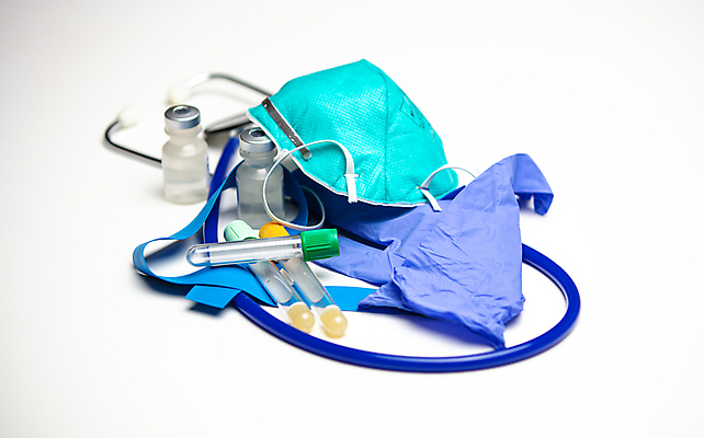 포토 JPG 해외이미지 장갑 청진기 유리병 건강 병원 가면 안전 사람없음 치료 파란색 약 건강관리 고통 장비 흰색 긴급 수술 바이러스 보호 질병 예방 감염 전염 고립 돌봄 백신 예방접종 터키석 항생제 해외202009 해외포토 잡화 감정 컬러 컨셉 의학 의료기기 모션 병_용기 관리 보석 접종 파일형식