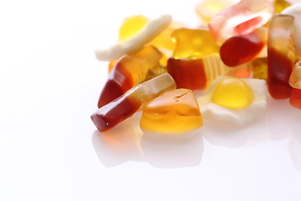 포토 JPG 해외이미지 디저트 근접촬영 사람없음 여러개 달콤 흰배경 젤리 해외202009 해외포토 음식 뷰포인트 다수 백그라운드 흰색 맛 파일형식