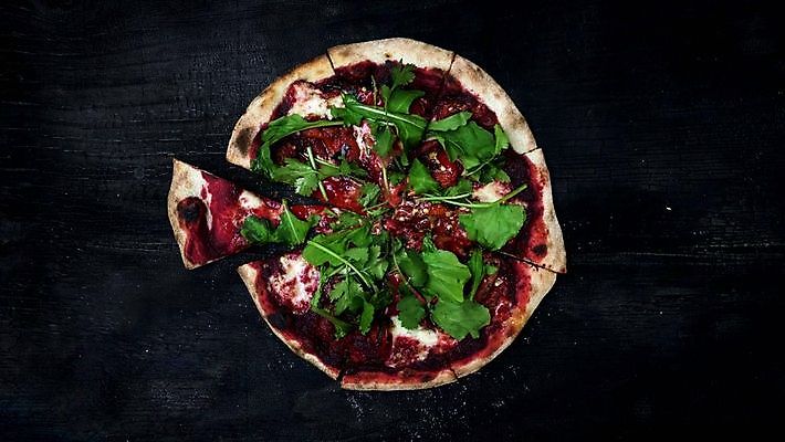 포토 JPG 해외이미지 식물 음식 빵 백그라운드 다이어트 토마토 채소 탁자 양파 치즈 파프리카 피자 패스트푸드 건강 요리 사람없음 목재 빨간색 초록색 컬러풀 주방 검은색 이탈리아 로켓 껍질 시골 지중해 준비 햄 날것 반죽 시금치 나폴리 밭일 비트 석탄 얇은 영양분 주키니호박 채식주의자 피자집 해외202009 해외포토 나무 유럽 바다 컬러 가구 재료 유제품 서양음식 육류 상점 인스턴트 채식 파일형식