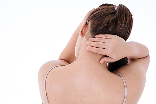 포토 JPG 해외이미지 여자 실내 한명 상반신 성인 뒷모습 고통 잡기 등교 목 성인여자한명만 해외202009 해외포토 1 감정 뷰포인트 모션 사람 내부 신체부위 등하교 여자한명만 성인여자만 파일형식