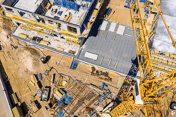 포토 JPG 해외이미지 산업 비즈니스 건축양식 아파트 주택 사람없음 야외 건물 가로 하이앵글 장비 건설현장 도시 건축가 옥상 천 러시아 시티라이프 공학 개발 조감도 철강 해외202009 해외포토 직업 라이프스타일 건축물 교육 건축 유럽 뷰포인트 건설업 직물 파일형식