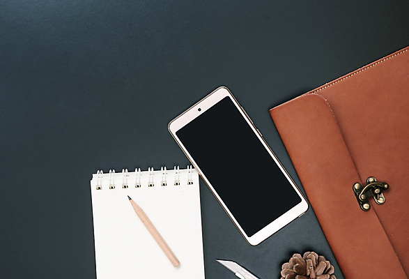 포토 JPG 해외이미지 라이프스타일 디자인 여행 백그라운드 컨셉 가방 오렌지 비즈니스 장신구 탁자 모바일 문구용품 사람없음 목재 스마트폰 핸드폰 쇼핑 세트 사무실 연필 펜 갈색 유행 다이어리 검은색 핸드백 수확 흰색 소나무 작업실 플랫 칼 고급 정상 가죽 책상 오브젝트 복고 위치 원뿔 철강 커터 스타일 해외202009 해외포토 도형 나무 잡화 컬러 가구 농업 과일 재료 학용품 생활 전자제품 스마트기기 필기구 사무용품 파일형식