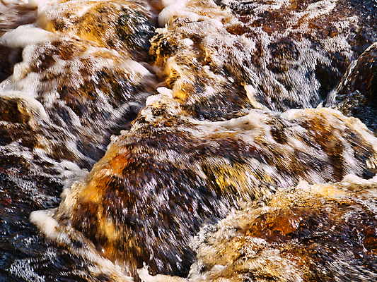 포토 JPG 해외이미지 백그라운드 자연 추상 영국 잉글랜드 풍경 사람없음 야외 갈색 거품 폭포 흐름 시골 얼룩 개울 떨어짐 숲 요크셔테리어 속도 질감 내추럴 힘찬 해외202009 해외포토 유럽 컬러 컨셉 무늬 강 테리어 생태계 파일형식