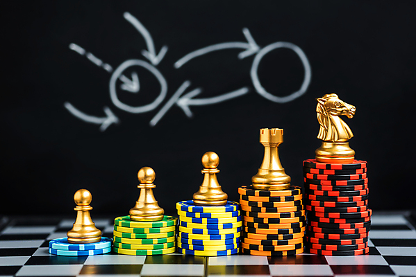 포토 JPG 해외이미지 백그라운드 놀이 탁자 성공 사람없음 빨간색 초록색 쌓기 게임 우승 행운 그룹 도박 정상 위험 카지노 기회 포커 라스베가스 해외202009 해외포토 컬러 가구 컨셉 모션 최고 트럼프 파일형식