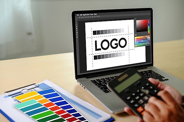 포토 JPG 해외이미지 직업 디자인 컨셉 일러스트 상상 탁자 아이디어 직장 기술 창조 미술 성인 사람없음 목재 그래픽 컴퓨터 컬러풀 사무실 라벨 디지털 업무 작업 작업실 계획 디자이너 스케치 그림 바쁨 예술가 비전 배지 우표 스타일 네트워킹 해외202009 해외포토 나무 컬러 가구 회사 비즈니스 재료 문화예술 프레임 사람 전자제품 네트워크 파일형식