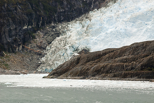 포토 JPG 해외이미지 구름 공원 호수 여행 자연 휴가 산 풍경 사람없음 야외 물 파란색 컬러풀 냉동 얼음 미국 폭포 녹음 황무지 남아메리카 크루즈 빙하 비글 칠레 남쪽 아르헨티나 내추럴 원정 전국 지질학 채널 피오르 해외202009 해외포토 자연요소 공공시설 교육 컬러 북아메리카 배_교통 아메리카 기록 개 방향 생태계 지형 파일형식