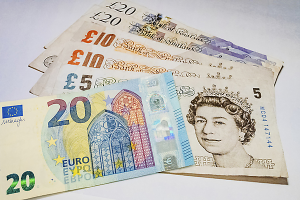 포토 JPG 해외이미지 지폐 사람없음 유로 파운드 해외202009 해외포토 돈 파일형식