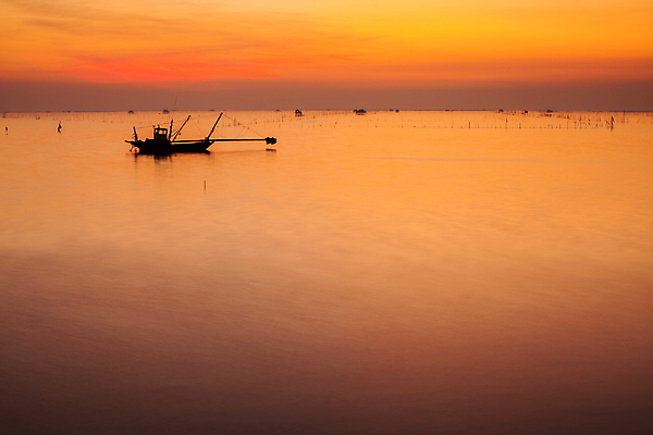 포토 JPG 해외이미지 구름 호수 모래 파도 바다 여행 백그라운드 오렌지 자연 벽지 하늘 아침 날씨 풍경 사람없음 물 여름 빛 햇빛 태양 반사 일출 맑음 일몰 봄 새벽 가을 바위 분위기 황금 지역 천국 스카이라인 흐림 수평선 해외202009 해외포토 주간 자연요소 계절 컨셉 과일 노을 돌_바위 생태계 파일형식