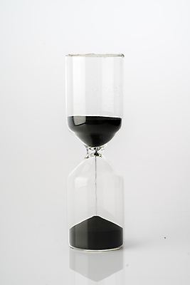 포토 JPG 해외이미지 모래 시계 이동 비즈니스 건축양식 모션 자동차 아이디어 함께함 사람없음 금속 기계 시간 작업 바퀴 천 톱니바퀴 리더 엔진 기어 경영 스테인레스 철강 해외202009 해외포토 건축 육상교통 컨셉 재질 직물 파일형식