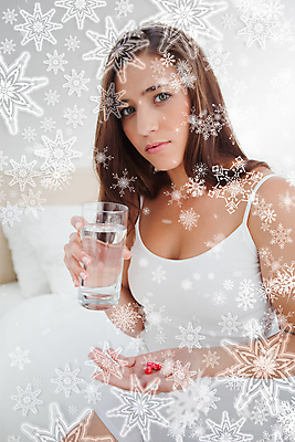 포토 JPG 해외이미지 백인 라이프스타일 긴머리 디자인 응시 여자 크리스마스 청소년 유리 휴가 프레임 갈색머리 관리 한명 앉기 20대 빨간색 물 알약 축제 침실 침대 잡기 오픈 눈송이 은색 고민 신중 해외202009 해외포토 자연요소 서양인 1 헤어스타일 시선 기념일 감정 컬러 가구 컨셉 모션 재질 눈_날씨 사람 청년 생활 약 파일형식