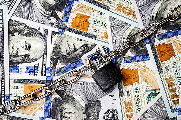 포토 JPG 해외이미지 지폐 자물쇠 안전 사람없음 달러 쇠사슬 해외202009 해외포토 돈 파일형식