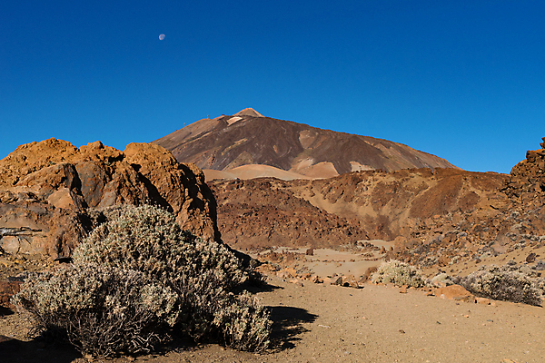 포토 JPG 해외이미지 공원 모래 섬 여행 자국 자연 하늘 산 건조 풍경 경사 사람없음 야외 여름 우주 트래킹 하이킹 사막 바위 스페인 언덕 화산 용암 내추럴 전국 절정 지질학 해외202009 해외포토 계절 공공시설 교육 유럽 레저 돌_바위 생태계 파일형식