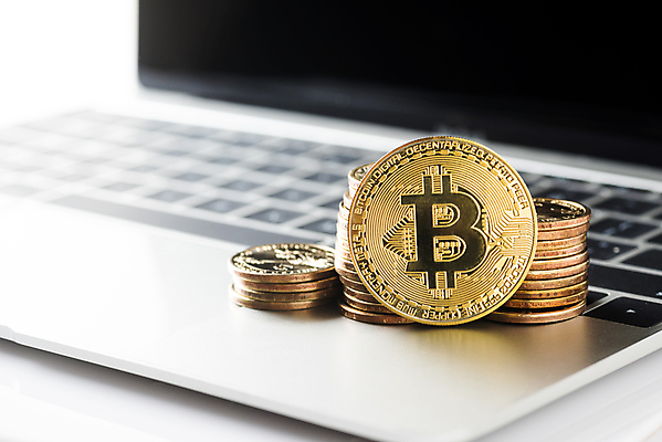 포토 JPG 해외이미지 백그라운드 컨셉 돈 인터넷 비즈니스 사람없음 금융 디지털 동전 웹 시장 황금 발굴 무역 전자 토막 가상 해외202009 해외포토 산업 경제 재산 파일형식