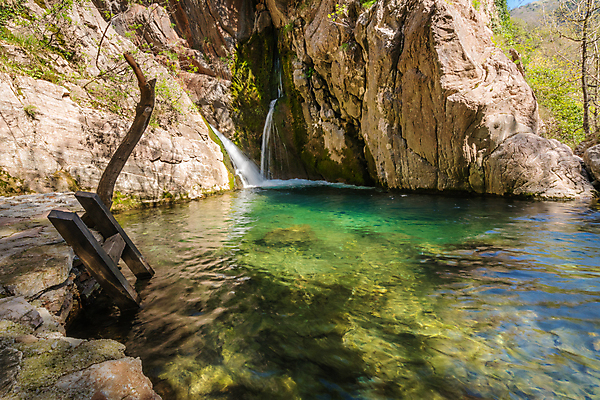 포토 JPG 해외이미지 백그라운드 사다리 휴가 산 풍경 사람없음 목재 초록색 물 강 마을 환경 수영 폭포 흐름 가을 연못 투명 개울 떨어짐 숲 작음 크리스탈 그림 에메랄드 암초 마법 깊이 몬테네그로 부드바 숨기 착륙 해외202009 해외포토 자연요소 나무 계절 컬러 컨셉 재료 모션 자연 도구 수상스포츠 크기 광석 보석 파일형식