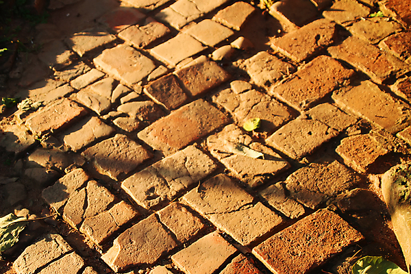 포토 JPG 해외이미지 도로 벽 백그라운드 패턴 오렌지 건축양식 표면 날씨 유물 벽돌 거리 석조 사람없음 건물 빨간색 갈색 검은색 블록 회색 수확 조약돌 바위 도시 얼룩 거친 보행로 오솔길 타일 질감 복고 정사각형 시멘트 먼지 구식 깨짐 옛날 콘크리트 노화 해외202009 해외포토 도형 전통 건축물 건축 길 컬러 컨셉 무늬 농업 과일 교통시설 돌_바위 파일형식