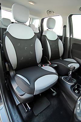 포토 JPG 해외이미지 의자 자동차 사람없음 승합차 차안 해외202009 해외포토 육상교통 가구 승용차 파일형식