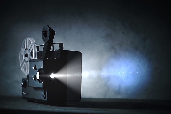 포토 JPG 해외이미지 산업 조각 백그라운드 모션 미술 사람없음 목재 빛 카메라 검은색 장비 추위 수확 흰색 영화관 극장 필름 영화 오브젝트 그림 복고 롤 테이프 실타래 영사기 동영상 얼레 할리우드 부정적 옛날 해외202009 해외포토 나무 감정 컬러 농업 재료 문화예술 문구용품 전자제품 로스앤젤레스 파일형식