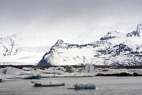 포토 JPG 해외이미지 호수 여행 백그라운드 겨울 자연 하늘 날씨 산 아이슬란드 풍경 사람없음 물 파란색 글로벌 냉동 얼음 추위 흰색 황무지 시원함 북극 빙하 서리 장면 지역 빙산 북쪽 온도 석호 터키석 해외202009 해외포토 자연요소 계절 유럽 컬러 보석 극지방 방향 생태계 파일형식