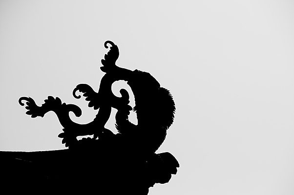 포토 JPG 해외이미지 전통 실루엣 아시아 문화 그림자 미술 사람없음 검은색 중국 용 사찰 대만 옛날 해외202009 해외포토 나라 컬러 종교건축 문화예술 촬영기법 파일형식