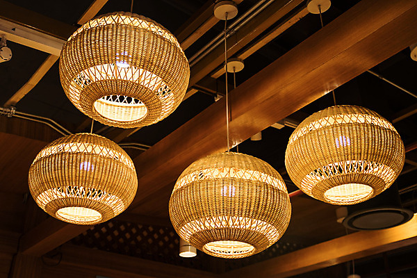 포토 JPG 해외이미지 전통 디자인 행복 종이 문화 패턴 건축양식 태국 불 사람없음 야외 빛 컬러풀 파티 축제 등불 램프 축하 심볼 스타일 해외202009 해외포토 자연요소 건축 감정 아시아 컬러 컨셉 무늬 조명 이벤트 파일형식