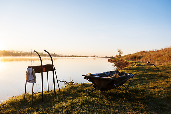 포토 JPG 해외이미지 계절 호수 스포츠 장신구 낚시 휴가 휴식 어류 어업 취미 사람없음 야외 빛 햇빛 태양 일출 맑음 고요 일몰 장비 잡기 결심 사냥 열정 낚시꾼 주말 반대 기어 꼬투리 인내 해외202009 해외포토 자연요소 감정 산업 컨셉 모션 레저 날씨 노을 수중동물 파일형식