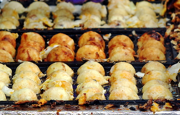 포토 JPG 해외이미지 음식 공 요리 사람없음 갈색 일본 튀김 뜨거움 황금 오징어 반죽 길거리음식 스터핑 해외202009 해외포토 아시아 컬러 연체동물 수중동물 파일형식