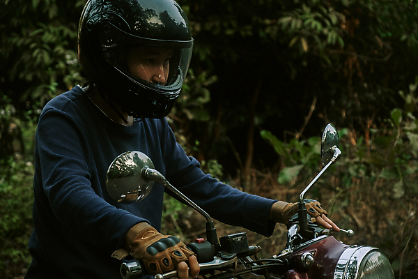 포토 JPG 해외이미지 도로 여행 교통시설 청소년 자연 한명 사람 성인 야외 가로 30대 컬러풀 자전거 일몰 오토바이 고독 승차 사이클링 남자한명만 성인만 해외202009 해외포토 1 감정 길 컬러 교통 모션 장년 노을 바이크 육상스포츠 시설 생태계 남자만 파일형식