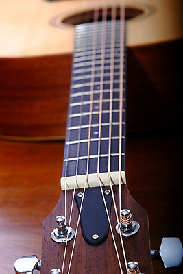 포토 JPG 해외이미지 문화 줄 음악 신체 노래 미술 여러명 취미 사람없음 목재 갈색 소리 장비 기구 기타 클래식 연습 묘사 재즈 멜로디 뮤지컬 해외202009 해외포토 나무 컬러 다수 컨셉 재료 현악기 문화예술 사람 파일형식